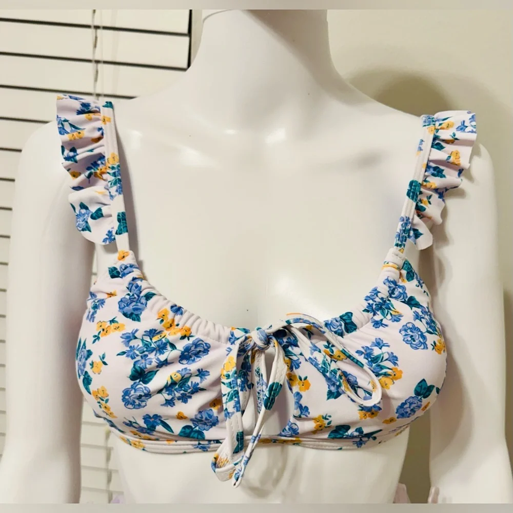 Zaful. This modern women's swimsuit, size S, features a tummy-flattering effect